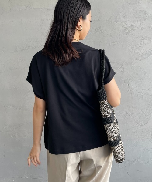 GYMPHLEX（ジムフレックス）の「[GYMPHLEX/ジムフレックス] ワンポイントロゴ刺繍 ノースリーブカットソー（Tシャツ/カットソー・レディース・ホワイト/ライトグリーン/ブラック・14）」の21枚目の写真