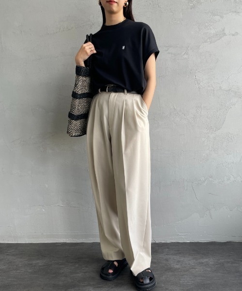 GYMPHLEX（ジムフレックス）の「[GYMPHLEX/ジムフレックス] ワンポイントロゴ刺繍 ノースリーブカットソー（Tシャツ/カットソー・レディース・ホワイト/ライトグリーン/ブラック・14）」の4枚目の写真