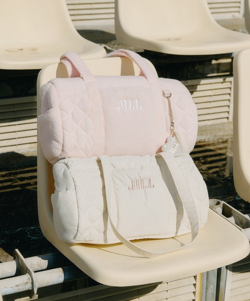JILL by JILL STUART(ジルバイジルスチュアート)の「キルティングボストン(ボストンバッグ・レディース・ブラック/ホワイト/ピンク・FREE)」の2枚目の写真
