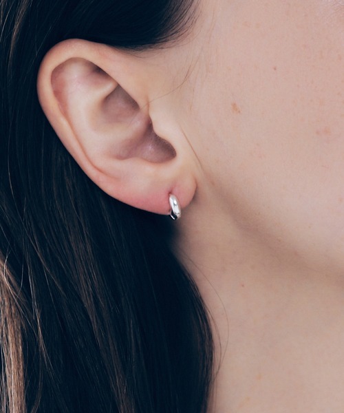 whoseA(フーシー)の「【silver925】 Ellipse HoopPierce / エリプスフープピアス(ピアス(両耳用)・レディース・シルバー・FREE)」の2枚目の写真