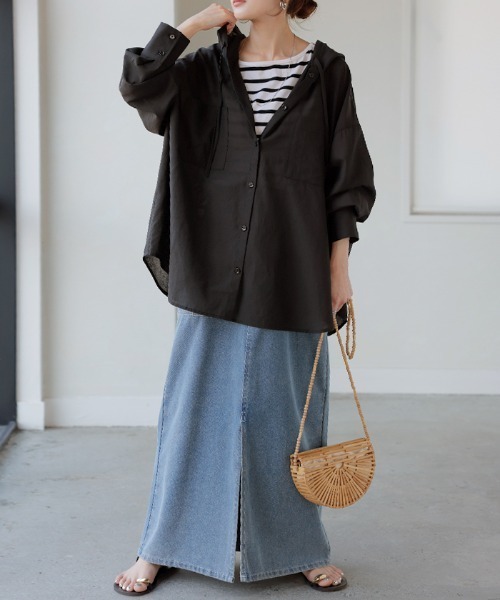 HUG.U(ハグユー)の「こなれ度抜群。 フード付きシアーシャツ(パーカー・レディース・ライトピンク/ブラック/ホワイト/ブルー・FREE)」の18枚目の写真