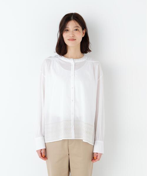 human woman（ヒューマンウーマン）の「◆【ウォッシャブル】インド刺繍ノーカラーブラウス（シャツ/ブラウス・レディース・ブラウン系その他/ホワイト・MEDIUM）」の5枚目の写真