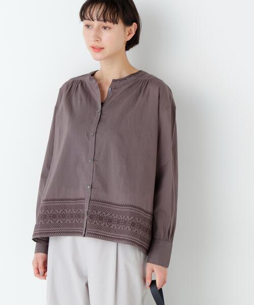 human woman（ヒューマンウーマン）の「◆【ウォッシャブル】インド刺繍ノーカラーブラウス（シャツ/ブラウス・レディース・ブラウン系その他/ホワイト・MEDIUM）」の9枚目の写真