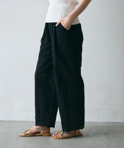 Trish(トリッシュ)の「メッシュストラップサンダル(サンダル・レディース・ゴールド/ブラック・LARGE/MEDIUM)」の21枚目の写真