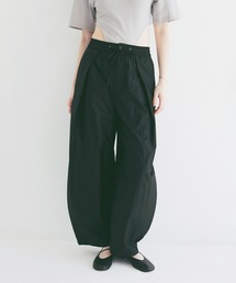 TOPSTITCHED FRILL STRAIGHT PANTS（その他パンツ）｜CLANE（クラネ