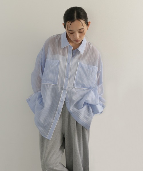 hellam(へラム)の「配色パイピング オーバーサイズシアーシャツ(Tシャツ/カットソー・レディース・ホワイト/ブルー/イエロー/ブラウン・FREE)」の21枚目の写真