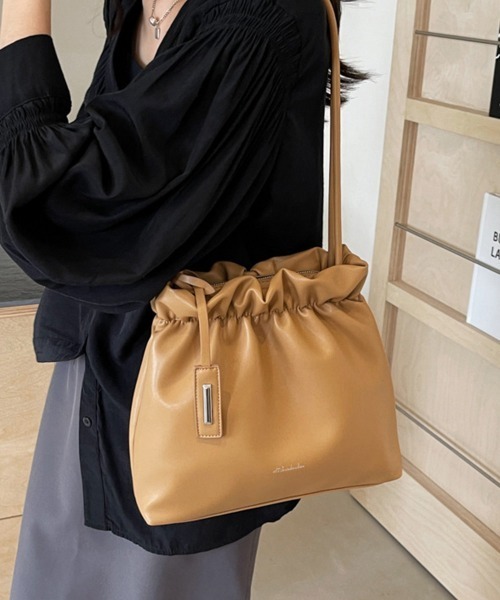 Miniministore(ミニミニストア)の「ギャザートートバッグ フリル肩掛けバッグ(トートバッグ・レディース・ピンク/キャメル/アイボリー/ブラック・FREE)」の12枚目の写真