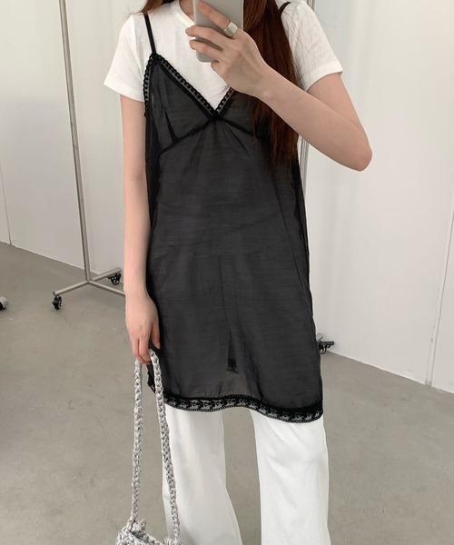 Chiina（チーナ）の「Chiina / レースデザインキャミチュニック（キャミソール・レディース・ブラック/ホワイト・FREE）」の8枚目の写真