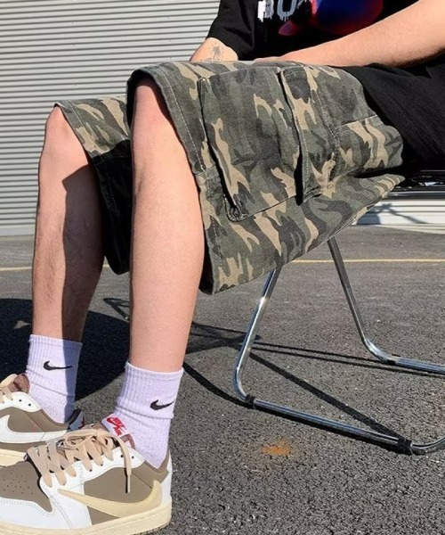 Ritzy(リッツィー)の「ルーズシルエット カモフラカーゴショーツ(デニムパンツ・メンズ・カモフラージュ・L/M/XL)」の5枚目の写真