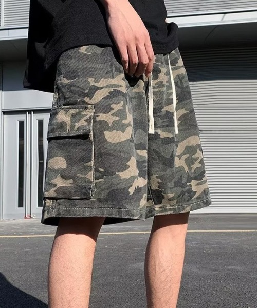 Ritzy(リッツィー)の「ルーズシルエット カモフラカーゴショーツ(デニムパンツ・メンズ・カモフラージュ・L/M/XL)」の7枚目の写真