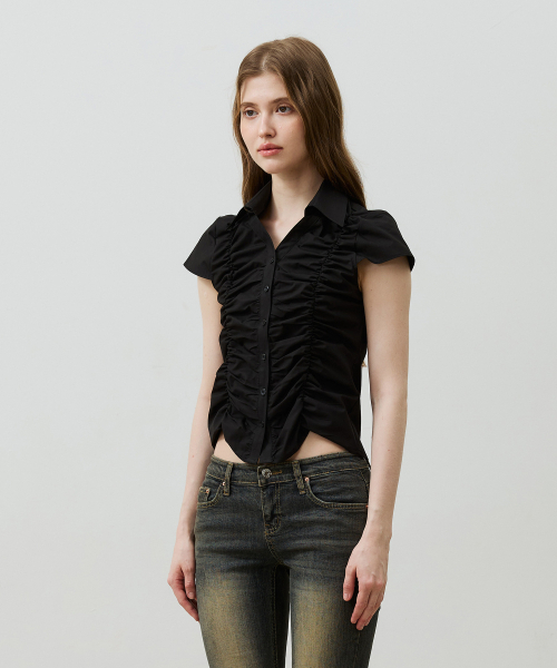ARI（アリ）の「SYLPH SHIRRING SHIRT / BLACK（シャツ/ブラウス・レディース・ブラック・FREE）」の4枚目の写真