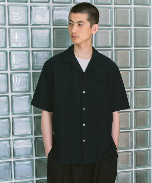 ADAM ET ROPE'(アダムエロペ)の「【MINUS】オープンカラーシャツ / 接触冷感 / 遮熱 / UVカット / 吸水拡散(シャツ/ブラウス・メンズ・ホワイト/ネイビー/チャコールグレー/ブラック・L/M)」の3枚目の写真