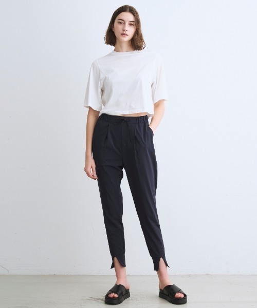 three dots(スリードッツ)の「シーサイドライン パンツ【撥水・UVカット・吸水速乾】(その他パンツ・レディース・カーキ/ブラック/ネイビー/グレー系その他・MEDIUM/SMALL)」の12枚目の写真
