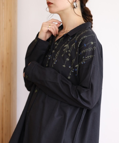 Emago(イマゴ)の「EMAGO 花降る刺繍シャツ 長袖(シャツ/ブラウス・レディース・グリーン/ホワイト・FREE)」の22枚目の写真