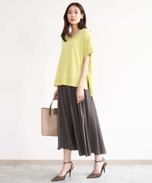 MK MICHEL KLEIN（エムケーミッシェルクラン）の「[UVカット/接触冷感/洗える]Vネックニットプルオーバー（ニット/セーター・レディース・レモンイエロー/ネイビー/ブルー/ホワイト・38）」の6枚目の写真