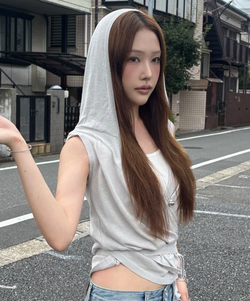 ERER(エルエル)の「Hotfix hooded Sleeveless knit Melange Gray(Tシャツ/カットソー・レディース・ライトグレー・F)」の1枚目の写真
