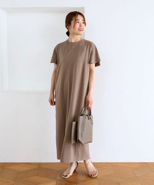 le.coeur blanc（ルクールブラン）の「フリルデザインカットワンピース（ワンピース・レディース・モカ/ブラック・38）」の3枚目の写真