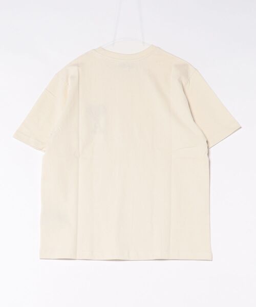 AMI Alexandre Mattiussi(アミアレクサンドルマテュッシ)の「AMI PARIS / Ami De Coeur Logo-Embroidered T-Shirt(Tシャツ/カットソー・レディース・キャメル/クリーム・SMALL/MEDIUM/LARGE/X-LARGE)」の3枚目の写真
