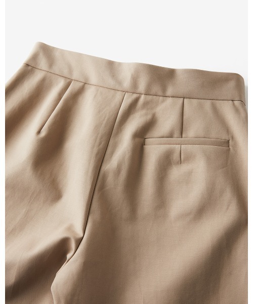 DoCLASSE( ドゥクラッセ)の「ストレッチダブルクロス・スティックパンツ69cm(その他パンツ・レディース・ホワイト/ベージュ/レッド/ネイビー・11/13/15 /17/9/7)」の12枚目の写真