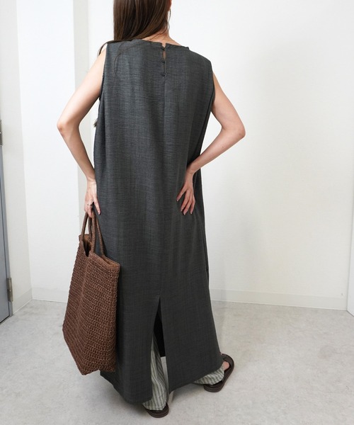 gossara（ゴサラ）の「【体型カバーも叶う】楊柳タックショルダータンクワンピース（Tシャツ/カットソー・レディース・チャコールグレー/グレー/ベージュ・FREE）」の6枚目の写真