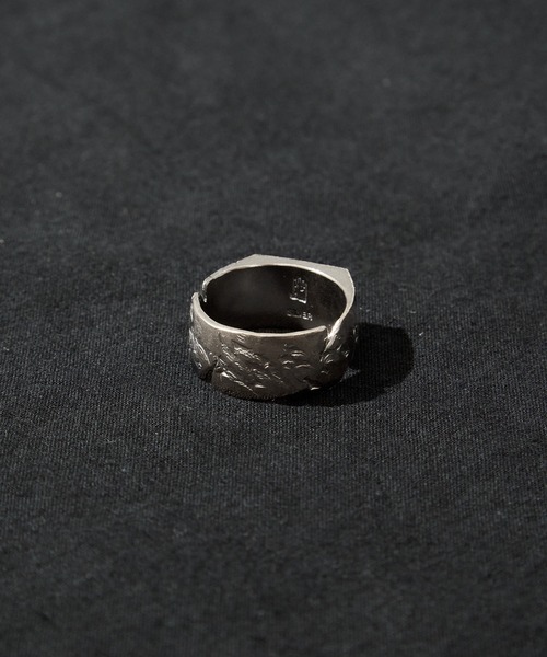 gifthand(ギフトハンド)の「【gifthand/ギフトハンド】Sv signet s ring(リング・メンズ・ブラック/シルバー・17号/18号/19号/20号)」の6枚目の写真