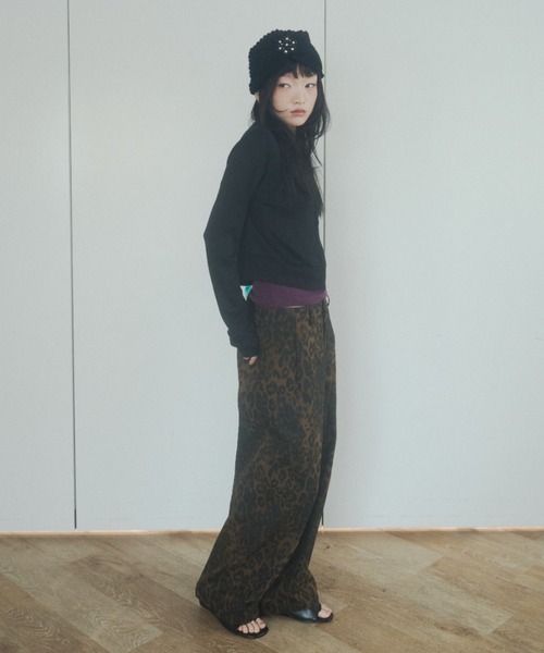 chernyy（チェルニー）の「chernyy low-waist wide cotton pants / ローウエストワイドコットンパンツ（その他パンツ・レディース・レオパード/ブラック・SMALL/LARGE/MEDIUM）」の10枚目の写真