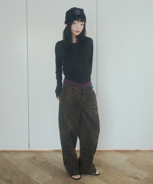chernyy（チェルニー）の「chernyy low-waist wide cotton pants / ローウエストワイドコットンパンツ（その他パンツ・レディース・レオパード/ブラック・SMALL/LARGE/MEDIUM）」の12枚目の写真