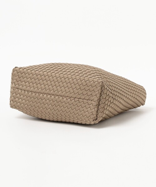 Demi-Luxe BEAMS（デミルクス ビームス）の「NAGHEDI / Nomad Medium Hobo ショルダーバッグ（トートバッグ・レディース・ブラウン/ベージュ・ONE SIZE）」の7枚目の写真