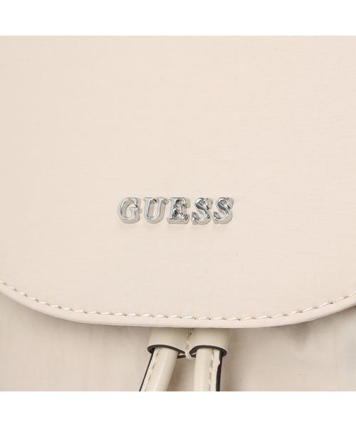 Guess（ゲス）の「SAGE Flap Backpack（バックパック/リュック・レディース・ストーン/ブラック・ONE SIZE）」の10枚目の写真