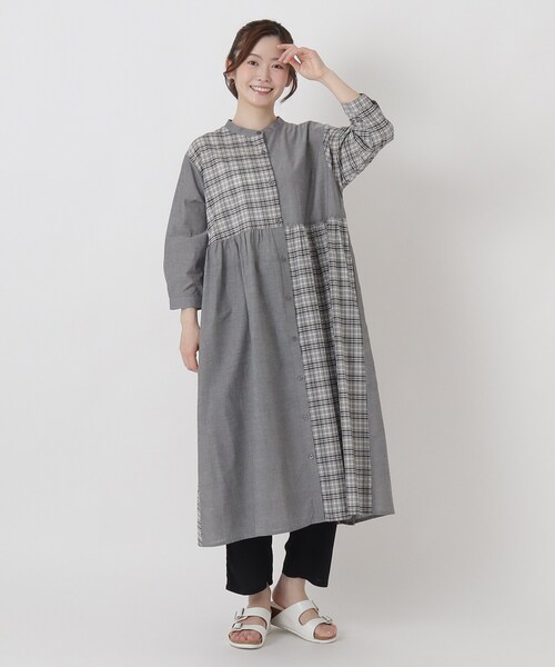one'sterrace(ワンズテラス)の「チェック柄 コンビ前開き8分袖ワンピース(ワンピース・レディース・ネイビー系5/ダークブラウン系8/グレー系4・02)」の7枚目の写真