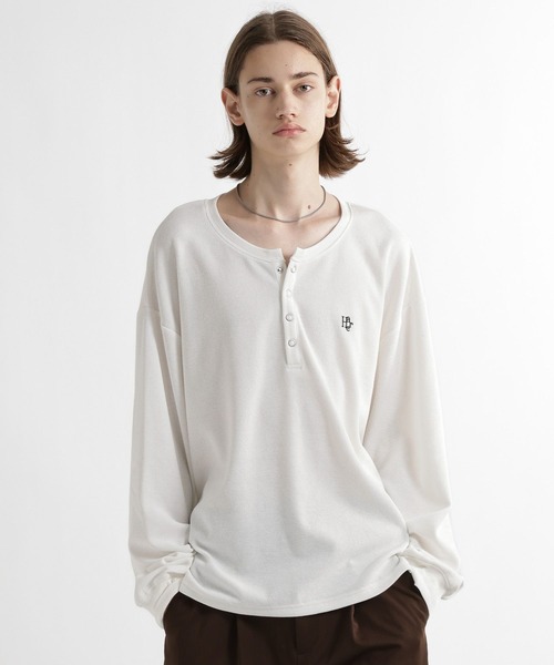 HARE(ハレ)の「HAロゴヘンリ-ネックカット(HARE)(Tシャツ/カットソー・メンズ・ホワイト/ブラック/ネイビー/グレー・SMALL/MEDIUM)」の17枚目の写真