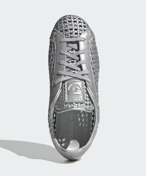 adidas(アディダス)の「スタンスミス ロープロ / STAN SMITH LO PRO / アディダスオリジナルス adidas Originals(スニーカー・レディース・シルバー・24.0cm/23.0cm/23.5cm/25.0cm/25.5cm/26.5cm/26.0cm/22.5cm/22.0cm/27.0cm/27.5cm/24.5cm/29.0cm/28.5cm/28.0cm)」の4枚目の写真