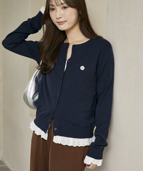 MARY QUANT(マリークワント)の「MARY QUANT × PUBLUX/マリークワント 別注 レース ドッキング ワンポイント ニット カーディガン 限定展開(カーディガン/ボレロ・レディース・ネイビー/グレー/ブラック・フリ-)」の14枚目の写真