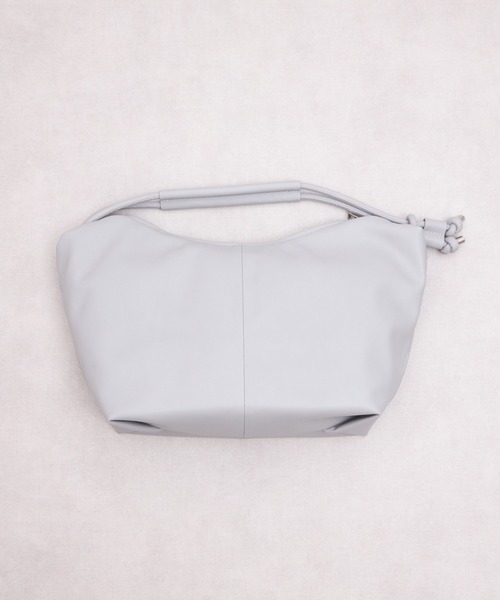 Magine(マージン)の「【SELECT】EM : A5 合皮 軽量|アソウカショルダー 285g(ショルダーバッグ・レディース・ベージュ/グレー/カーキ/ブラック・FREE)」の14枚目の写真