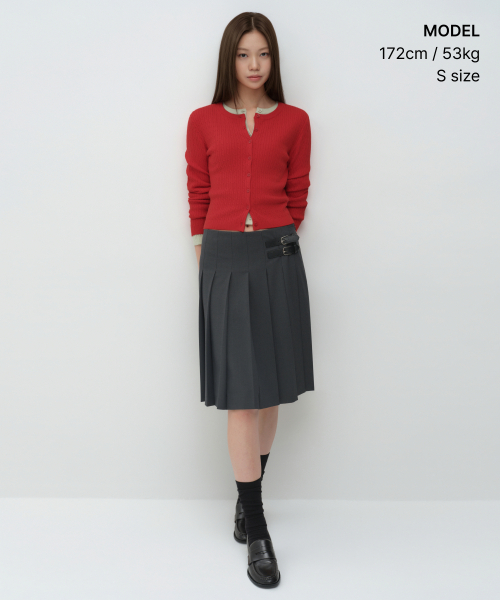 MUSINSA STANDARD WOMAN（ムシンサスタンダードウーマン）の「ウィメンズケーブルラウンドネックカーディガン[レッド]（カーディガン/ボレロ・レディース・その他・X-SMALL/SMALL/MEDIUM/LARGE）」の2枚目の写真