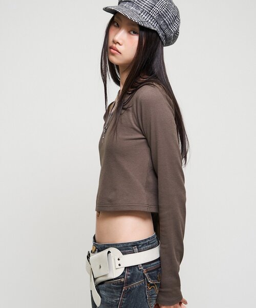 WHO'S WHO gallery(フーズフーギャラリー)の「【WEB限定】レイヤードデザイントップス(Tシャツ/カットソー・レディース・ブラック/パープル/カーキ・FREE)」の13枚目の写真