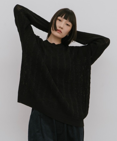HANNE(アン)の「ローゲージケーブルニット(ニット/セーター・レディース・ブラック/ホワイト・FREE)」の5枚目の写真