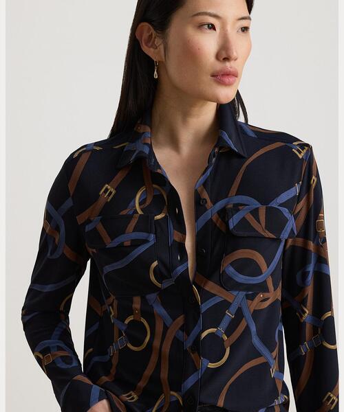 LAUREN RALPH LAUREN(ローレン ラルフ ローレン)の「ベルティングプリント ストレッチ ジャージー シャツ(シャツ/ブラウス・レディース・ネイビー系1・L/XS/S/M)」の5枚目の写真