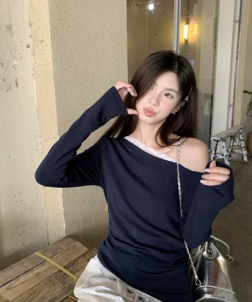 Ritzy(リッツィー)の「レース切り替え 斜めワンショルダー長袖トップス(Tシャツ/カットソー・レディース・ネイビー/ホワイト・M/L)」の18枚目の写真