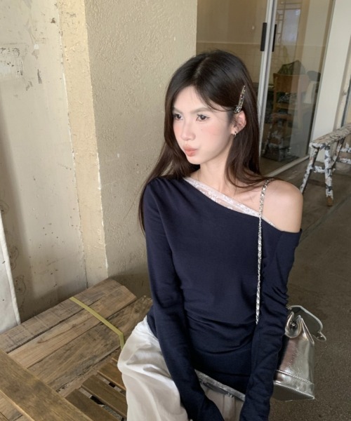 Ritzy(リッツィー)の「レース切り替え 斜めワンショルダー長袖トップス(Tシャツ/カットソー・レディース・ネイビー/ホワイト・M/L)」の19枚目の写真