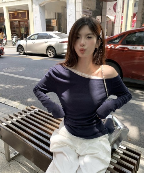 Ritzy(リッツィー)の「レース切り替え 斜めワンショルダー長袖トップス(Tシャツ/カットソー・レディース・ネイビー/ホワイト・M/L)」の22枚目の写真