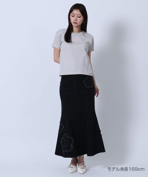 MARY QUANT(マリークワント)の「デイジーパッチデニムマーメイド スカート(デニムスカート・レディース・ブラック/ブルー・M)」の7枚目の写真