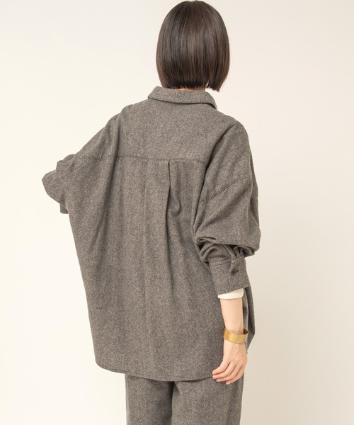 RNA-N(アールエヌエーエヌ)の「B2994 Wカシミヤツイードシャツ(シャツ/ブラウス・レディース・チャコール/トップグレー/グレー・FREE)」の5枚目の写真