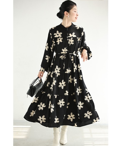 cawaii(カワイイ)の「ペイントアートの花咲くロングワンピース(紐ベルト付き)(ワンピース・レディース・ブラック・FREE)」の15枚目の写真