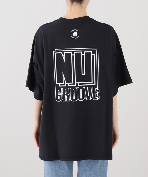 is-ness(イズネス)の「ISNESS MUSIC/イズネス ミュージック NU GROOVE Tシャツ (LEFT CHEST)(Tシャツ/カットソー・レディース・ブラック・FREE)」の5枚目の写真