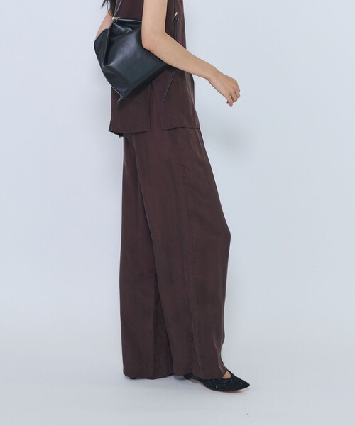 1er Arrondissement(プルミエアロンディスモン)の「キュプラフィブリルイージーパンツ(その他パンツ・レディース・ブラック/ブラウン/グレイッシュベージュ・38/36)」の4枚目の写真