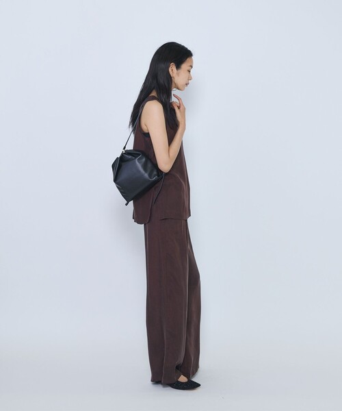 1er Arrondissement(プルミエアロンディスモン)の「キュプラフィブリルイージーパンツ(その他パンツ・レディース・ブラック/ブラウン/グレイッシュベージュ・38/36)」の8枚目の写真