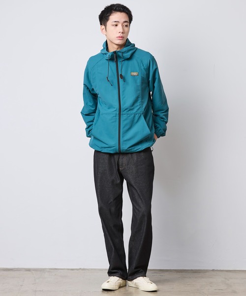 L.L.Bean(エルエルビーン)の「マウンテン・クラシック・フルジップ・ジャケット 米国フィット・レギュラー(ナイロンジャケット・メンズ・サンドベージュ/ブルーグリーン・LARGE/MEDIUM/SMALL/X-LARGE)」の8枚目の写真