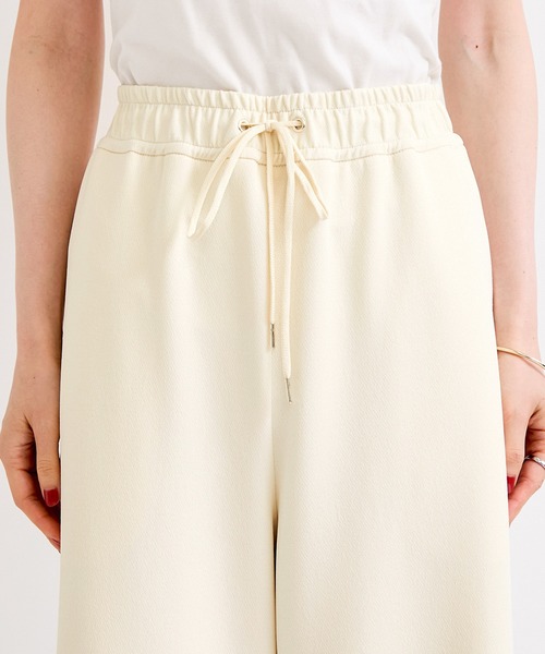 le cercle ADAM ET ROPE'（ルセルクルアダムエロペ）の「サンディカットJZワイドパンツ/セットアップ対応（その他パンツ・レディース・オフホワイト/ブラック/ライトグレー・FREE）」の13枚目の写真