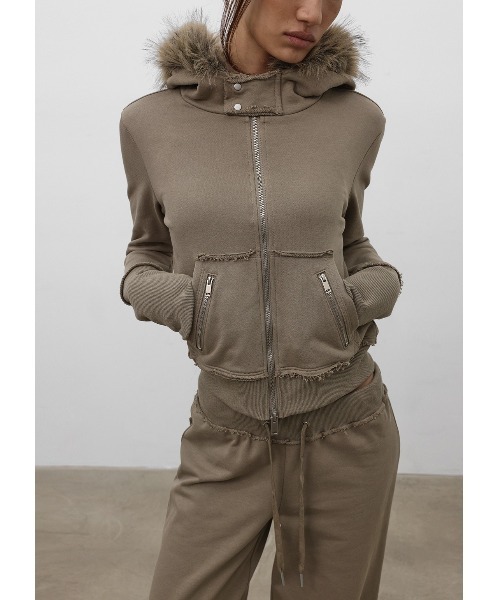 BLACKUP（ブラックアップ）の「[MADE] アヌスファージップアップフーディ（パーカー・レディース・ベージュ/チャコール・SMALL/MEDIUM）」の4枚目の写真